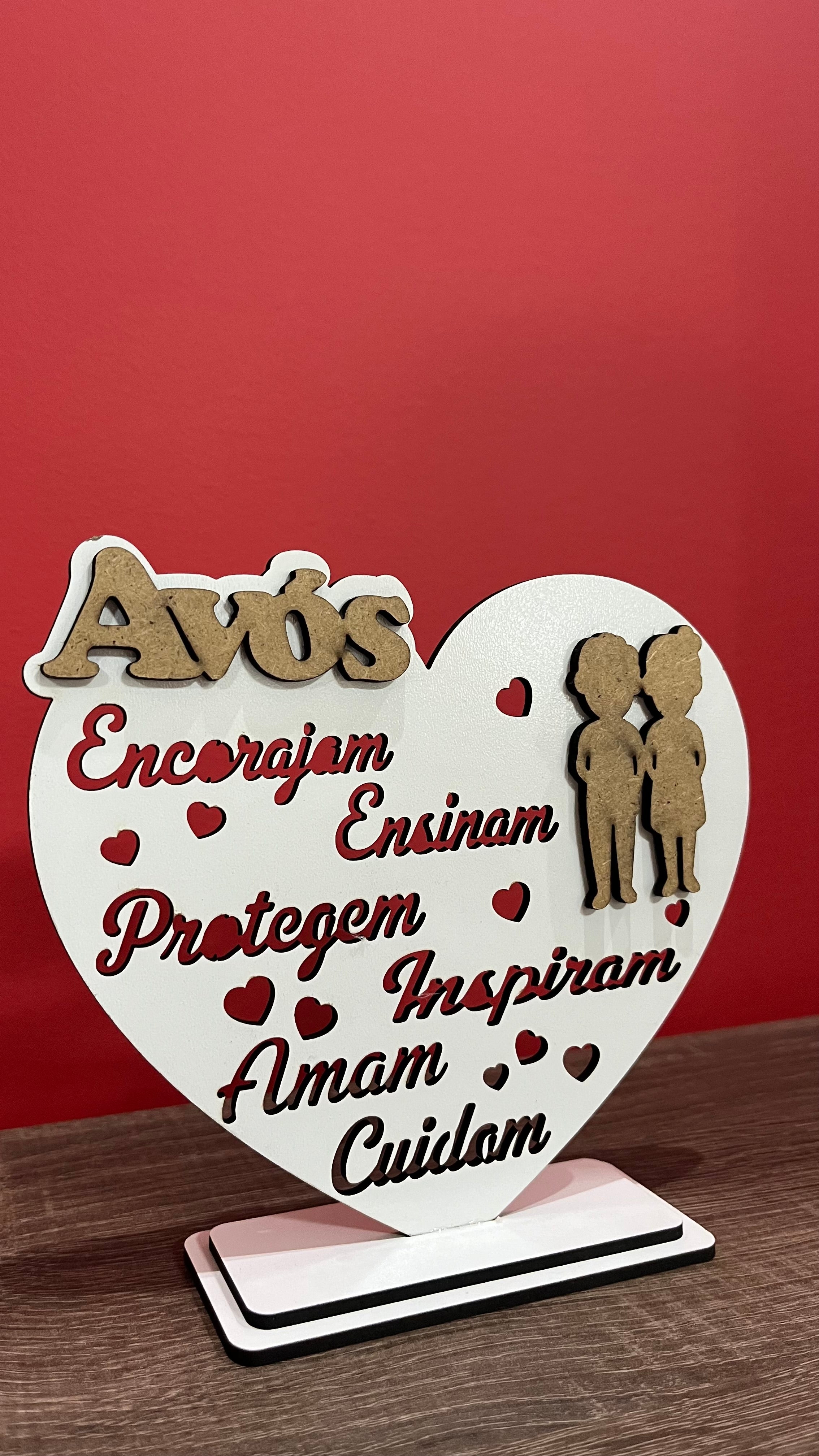 Coração Decorativo para os Avós em Madeira | Presente Dia dos Avós 15x17 cm