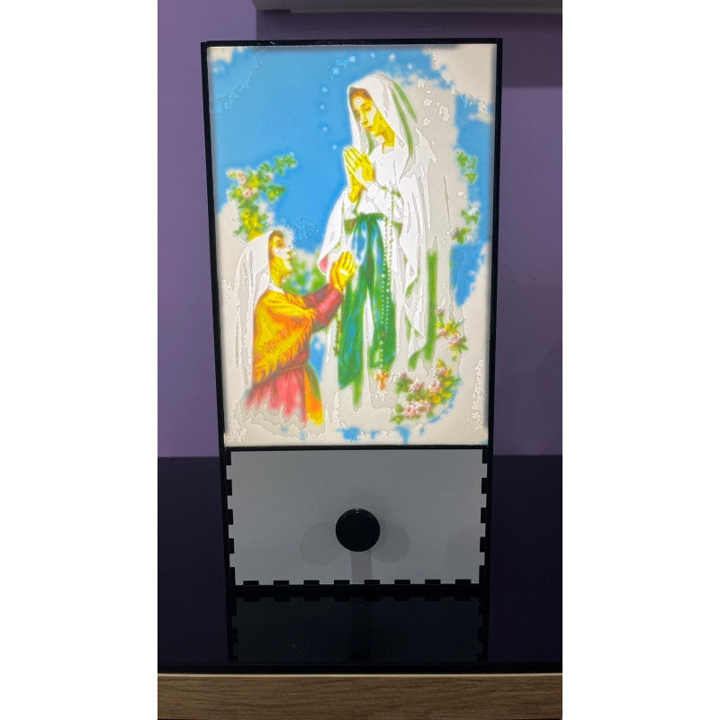 Luminária Nossa Senhora de Lurdes – Lithophane Colorida 3D com Caixa em MDF | Artesanato Personalizado